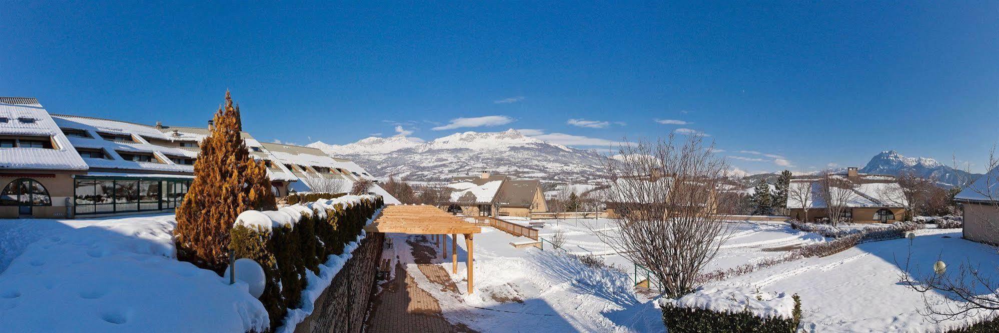 Club Vacances Bleues Les Horizons Du Lac Chorges Exterior photo